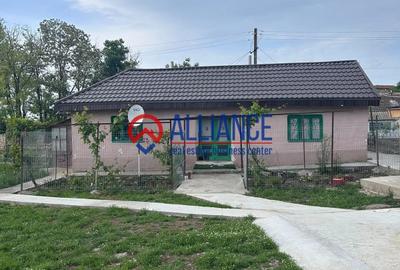 Casă cu 4 camere semidecomandat în Cerchezu