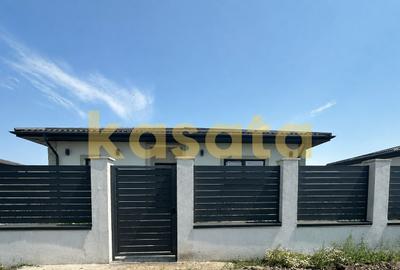 Casă Parter 🏡 | Bâcu 📍 | 3 Camere | Încălzire în Pardoseală - 1