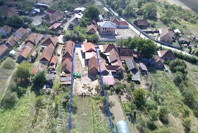 Casa renovata cu teren si anexe in Birtin - 18