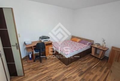 Vând Apartament Luminos, 2 Camere + Dressing, Zona Sanovil - 10