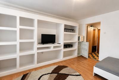 Apartament cu 1 camere decomandat, mobilat în Medicină