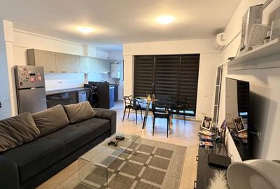 Apartament cu 3 camere decomandat în Tineretului