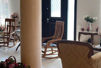 Sanctuarul luminii de la Snagov: Rafinament, natură și design interior de autor - 6