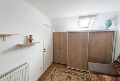 RECO Casa renovata complet la curte comuna in Cantemir - 16