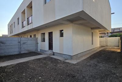 Vila P+1, Bragadiru, Str. Topaz, 31C, toate utilitățile, curte proprie - 2