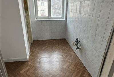 Apartament 3 camere Păcurari/Petru Poni - 9