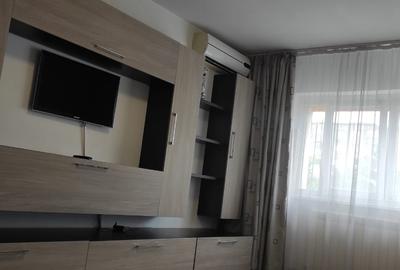Inchiriere 2 camere,plan 2,linistit/luminos,decomandat,mobilat/utilat,2 Ac , - 1
