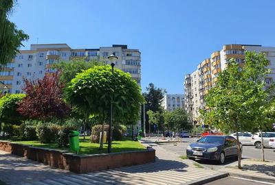 Apartament cu 3 camere decomandat, mobilat în Sebastian