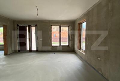 Casă individuală cu 4 camere în Sud-Vest