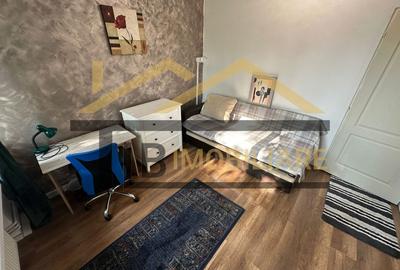 Apartament cu 2 camere decomandat în Cornișa