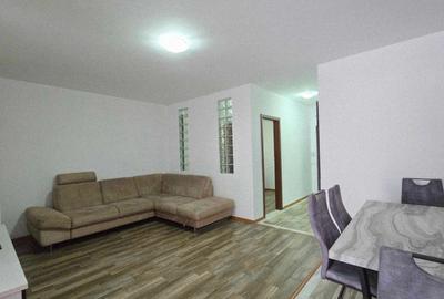 Ap 3 cam de închiriat str Grigore Moisil/ Nufărul Plaza – AP0554 - 2