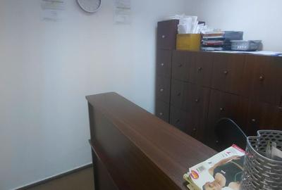 Piata Victoriei,3 camere ,etaj1/P+1,ideal birouri,cabinet medical sau rezidenta - 12