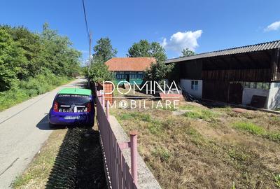 Vânzare casă tradițională și teren generos – Cîrțînești, Scoarța - 2