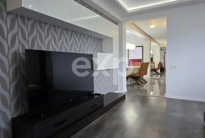Apartament cu 5 camere decomandat, mobilat în Florești