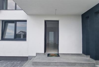 Vila moderna de 4 camere zona Sanpetru - 19
