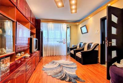 Apartament cu 2 camere decomandat în Titan