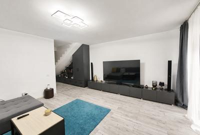 Casă P+1+mansardă, curte amenajata cu 4 locuri de parcare, luminoasa - 9
