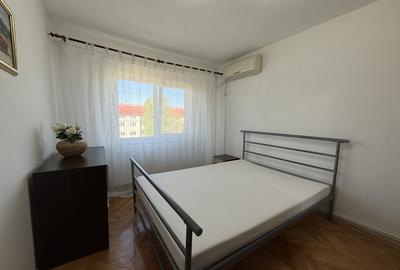 Apartament spatios, 3 camere, decomandat - Lipovei - 1