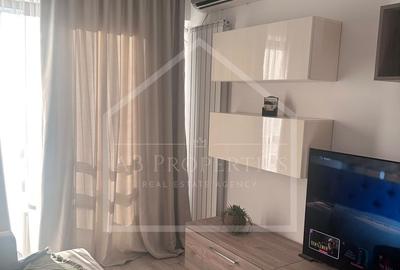 Apartament cu 2 camere semidecomandat, mobilat în Politehnica