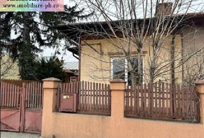 Casă individuală cu 3 camere în Lupeni