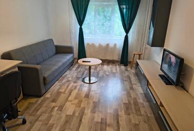Închiriez apartament 2 camere zona Soarelui centrala proprie - 2