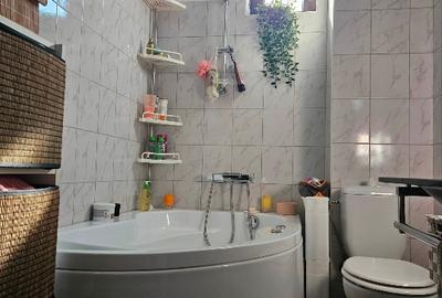 Garsonieră spațioasă, complet decomandată, mobilată și utilată – gata de mutare - 11