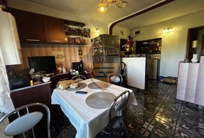 3 camere  Tomis Nord TAV-uri etaj 4/8, decomandat 2 băi 79mp balcon centrala gaz - 2
