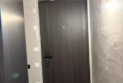 Șoseaua Giurgiului , apropiere Toporași, bloc cu panouri solare, reabilitat - 3