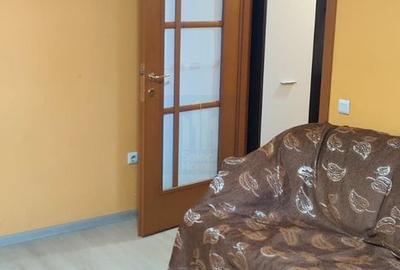 Apartament cu 3 camere decomandat, mobilat în Basarab