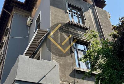 UNIVERSITATE - Batistei - Vanzare MANSARDA in VILA  Interbelica ! - 1