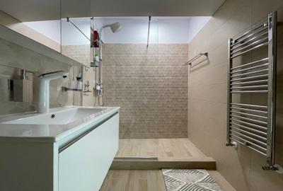 Statiunea Mamaia--Centru, apartament deosebit cu vedere frontala spre lac - 28