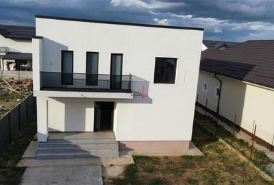 Casa individuala, 4 dormitoare, teren 420 mp  Finisaje premium - 3