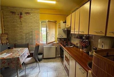 Apartament 2 camere confort  1 semidecomandat  zona Crang - 8