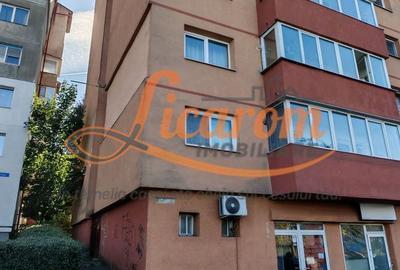 2 camere decomandat,BD Garii,etaj intermediar,pret pornire 103000 E - 33