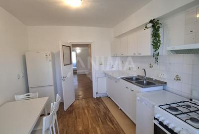 Apartament 4 camere, 3 balcoane, parcare in Piața Cipariu - 1