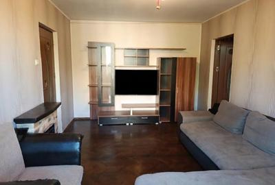 Apartament cu 3 camere, luminos si la doar 5 minute de metrou Titan - 2