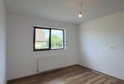 Casa parter, spațioasă, 4 cam, toate utilitățile! Comision 0% - 8