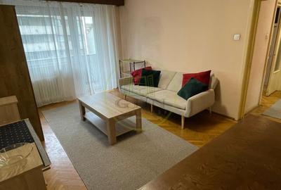 Apartament cu 3 camere decomandat, mobilat în Ultracentral