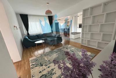 Apartament cu 2 camere semidecomandat, mobilat în P-ța Alba Iulia