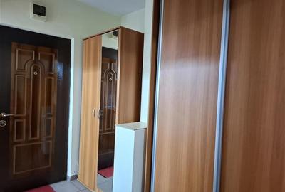 Apartament 2 camere, et 3, CT, mobilat si utilat, Gara - 11