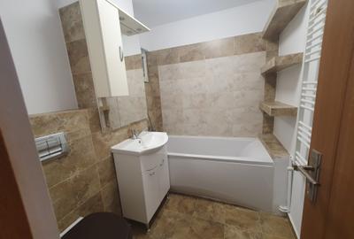 🏡 De închiriat apartament cu 3 camere – Zona Lipovei 🔑- 2552 - 8