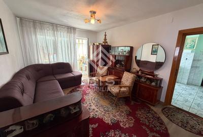 Apartament de vânzare 2 camere - zona Lama - 2