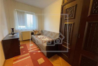 Apartament 3 camere de inchiriat | Zona Scoala de Inot - Sub Arini - 5