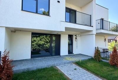 Apartament 3 camere D 2 bai Parcare Curte/ Terasa Capat Pacurari - 1