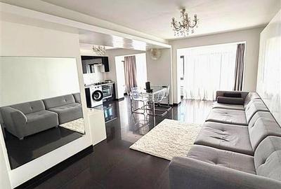 Apartament cu 3 camere decomandat, mobilat în Central