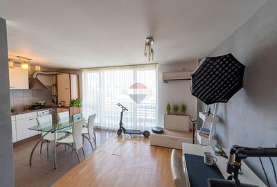Apartament cu 2 camere de vanzare zona 1 Decembrie 1918 strada Fetesti - 21