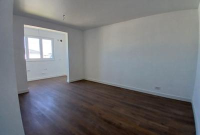 Apartament cu 3 camere decomandat în Exterior Nord