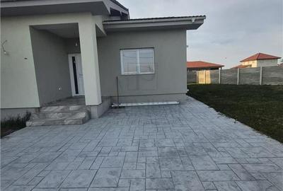 Duplex super = zona foarte buna - toate utiliatile - 3 dormitoare - 3