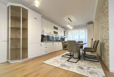 Apartament cu 3 camere decomandat, mobilat în Pajura
