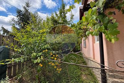 Casa cu teren de 600 mp, situata la drumul principal – Moristi - 7